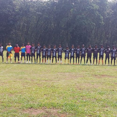 /assets/gallery/uploads/sports/thumbs/sree-narayanaguru-college-mezhuveli-sports-team-2.jpg