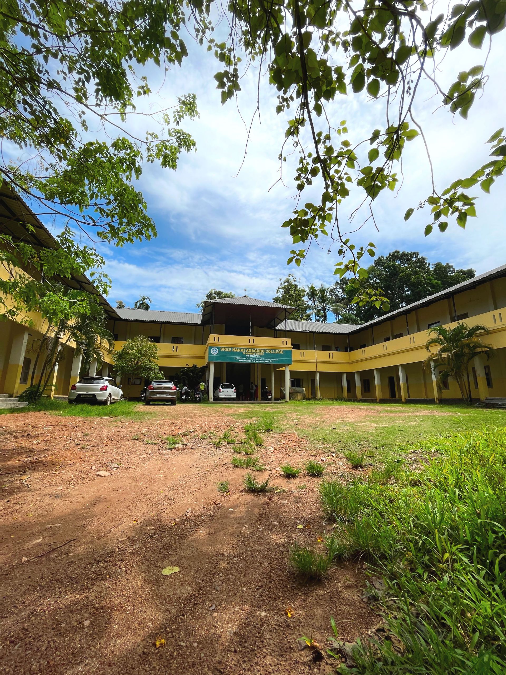 Frontal view of Sree Narayanaguru College of Advanced Studies Mezhuveli Pathanamthitta